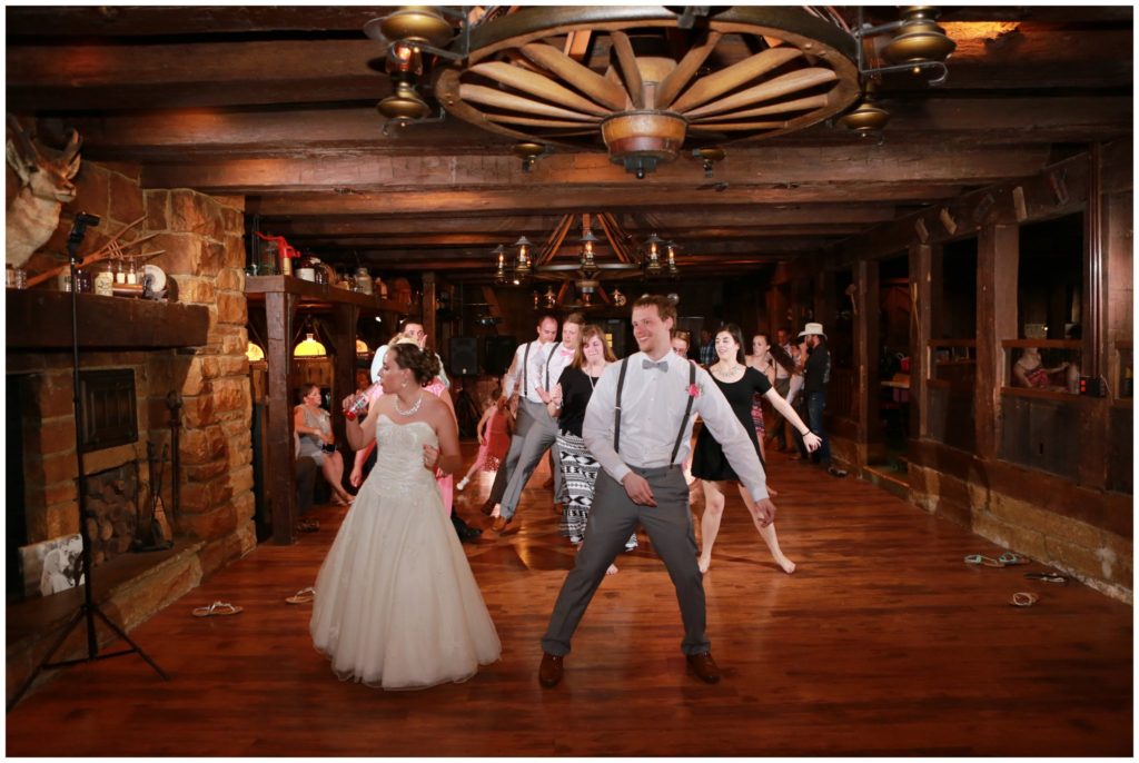 reception dancing at the wolfs den franklin pa